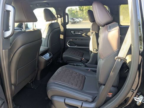 New 2026 Nissan Armada Platinum AWD/4WD image 15