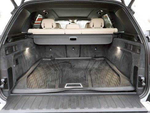 Used 2021 BMW X5 sDrive40i w/ Premium Package image 6