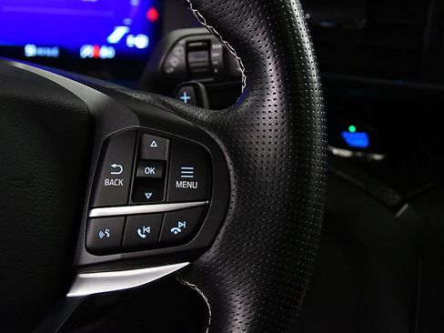 Used 2020 Ford Explorer ST w/ Premium Technology Package image 21