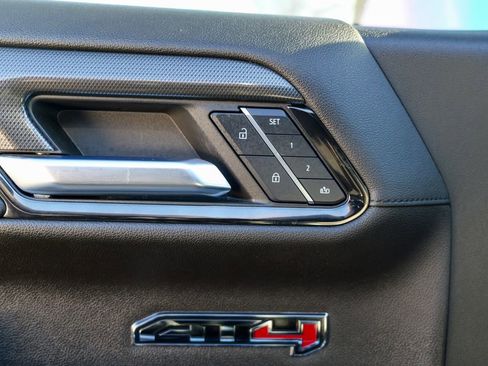 Used 2024 GMC Sierra 1500 AT4 w/ Technology Package image 22