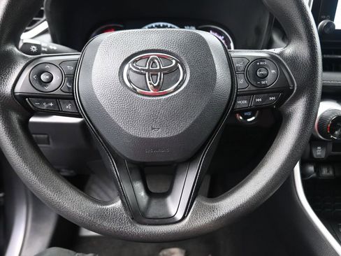 Used 2025 Toyota RAV4 XLE image 7