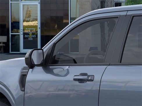 New 2026 Ford Maverick Lariat image 21