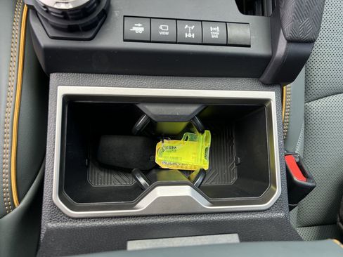 Used 2025 Toyota Tacoma Trailhunter image 28