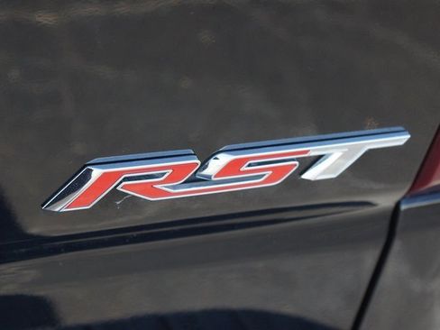 Certified 2021 Chevrolet Silverado 1500 RST image 17