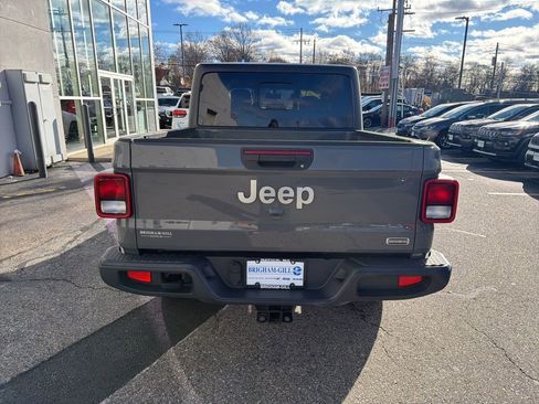 Certified 2021 Jeep Gladiator Overland w/ Popular Equipment Package image 16