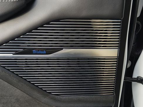 New 2026 Jeep Grand Wagoneer Summit image 26