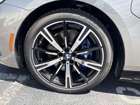 New 2026 BMW 550e xDrive AWD/4WD image 10
