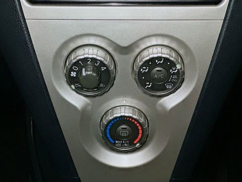 Used 2008 Toyota Yaris Sedan FWD image 13