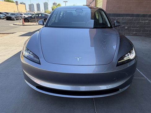 Used 2024 Tesla Model 3 Long Range RWD image 10