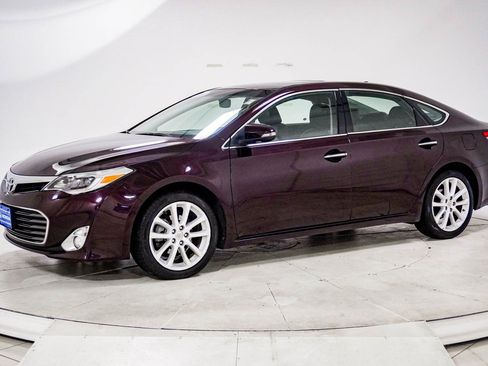 Used 2014 Toyota Avalon Limited image 4