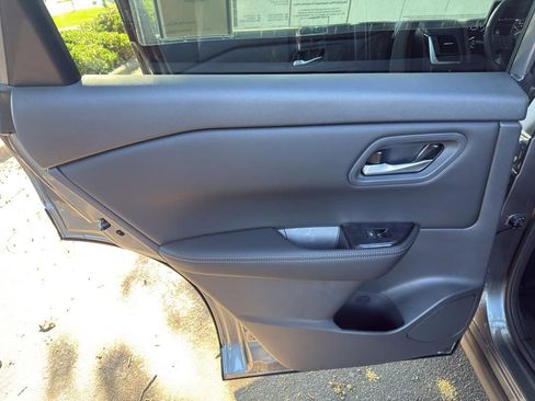 New 2026 Nissan Rogue SV image 29