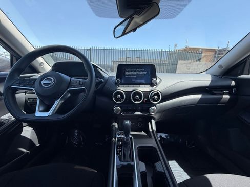 Used 2025 Nissan Sentra SV FWD image 31
