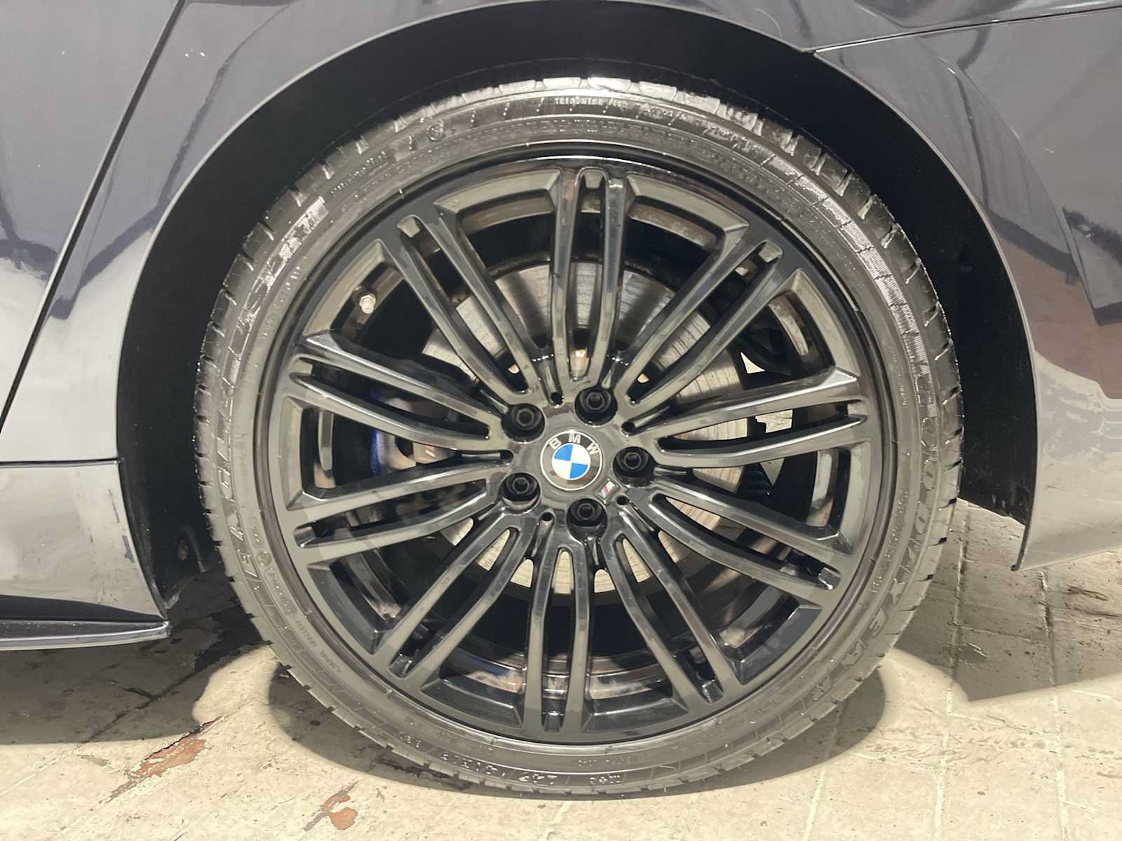 Used 2018 BMW M550i xDrive AWD/4WD image 8