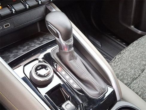 Certified 2024 Chevrolet Colorado ZR2 w/ Safety Package image 18