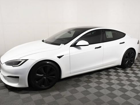 Used 2022 Tesla Model S AWD/4WD image 2