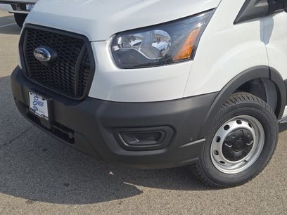 New 2025 Ford Transit 250 148 Medium Roof