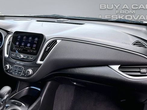 Used 2023 Chevrolet Malibu LT FWD image 17