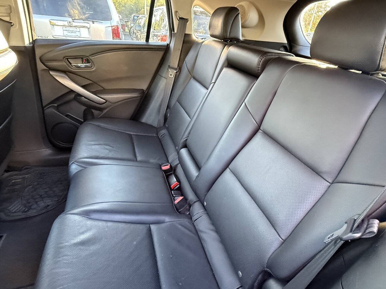 Used 2015 Acura RDX w/ Technology Package AWD/4WD image 19