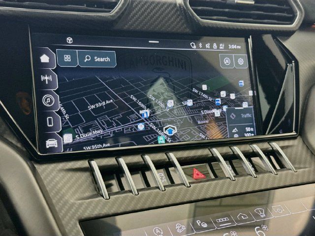 Used 2023 Lamborghini Urus Performante AWD/4WD image 16