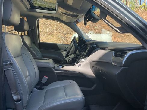 Used 2016 Chevrolet Tahoe LT w/ Luxury Package image 12