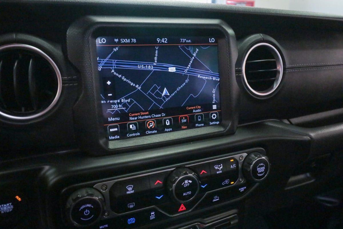 Used 2021 Jeep Wrangler Unlimited Sahara AWD/4WD image 20