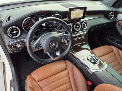 Used 2019 Mercedes-Benz GLC 43 AMG 4MATIC image 10