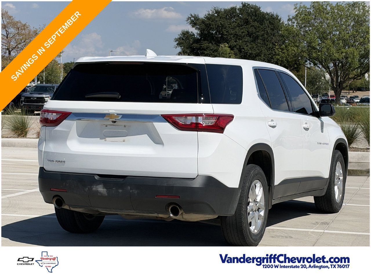 Used 2021 Chevrolet Traverse LS FWD image 4