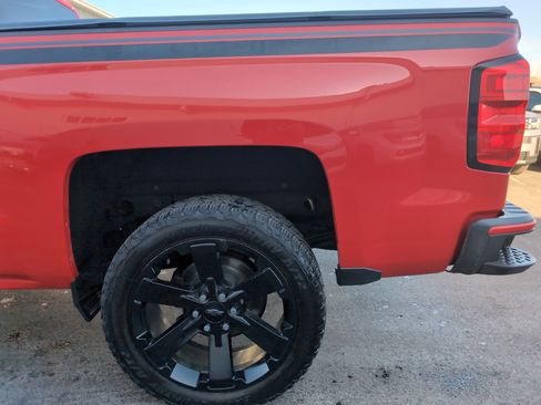 Used 2017 Chevrolet Silverado 1500 LT w/ Rally 2 Edition image 11