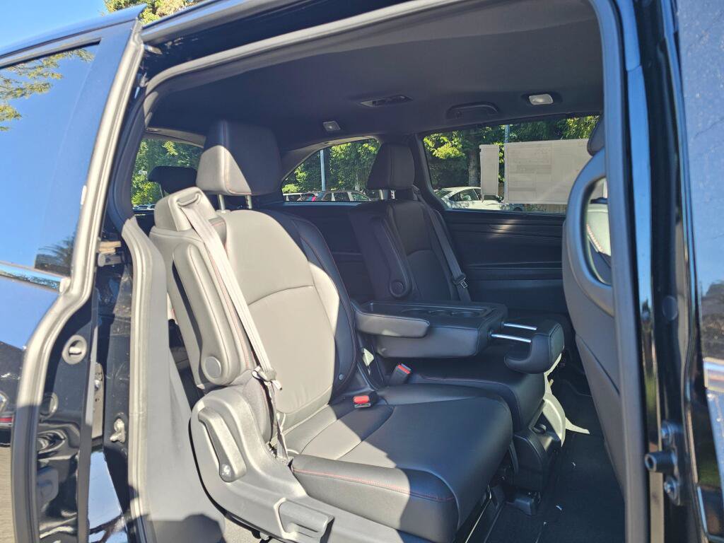 New 2026 Honda Odyssey Sport-L image 16