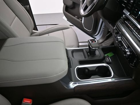 New 2026 GMC Sierra 1500 SLT w/ SLT Premium Plus Package image 22