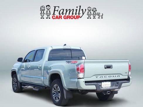 Used 2023 Toyota Tacoma TRD Sport w/ Advanced Technology Package AWD/4WD image 3