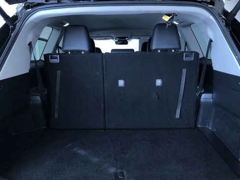 Used 2025 Toyota Grand Highlander AWD image 29