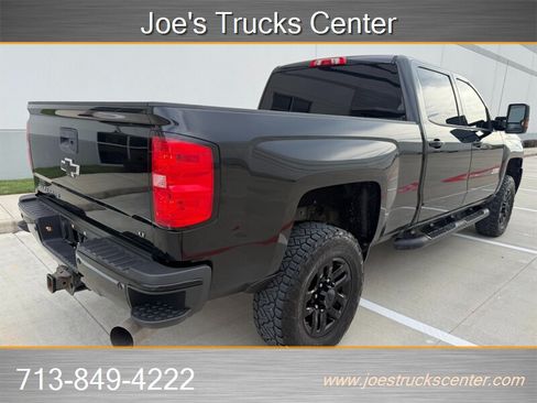 Used 2018 Chevrolet Silverado 2500 LT w/ Midnight Edition AWD/4WD image 41