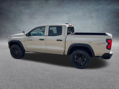 Used 2023 Chevrolet Colorado Trail Boss w/ Advanced Trailering Package AWD/4WD image 3