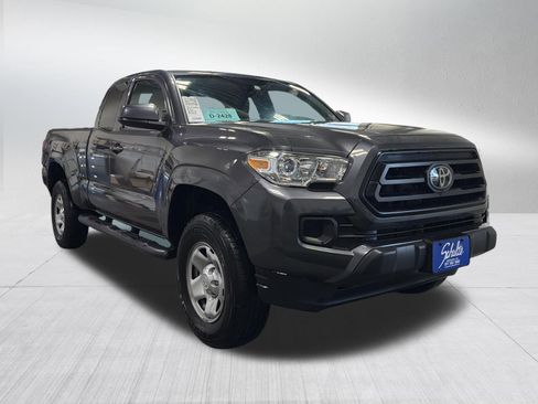 Used 2022 Toyota Tacoma SR w/ SR Convenience Package image 2