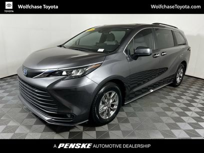 Used 2025 Toyota Sienna XLE w/ XLE Plus Package