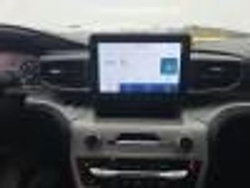 Used 2023 Ford Explorer XLT w/ Equipment Group 202A image 10