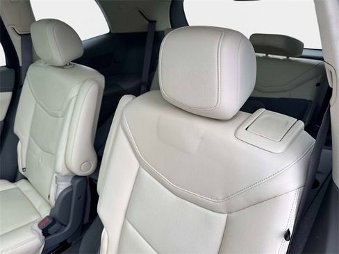 Certified 2024 Cadillac XT6 Premium Luxury w/ LPO, Floor Liner Package image 11