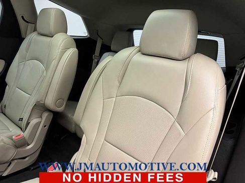 Used 2019 Buick Enclave Essence AWD/4WD image 16