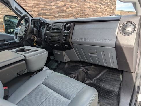 Used 2015 Ford F250 XL w/ Power Equipment Group AWD/4WD image 13