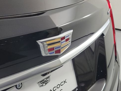 Certified 2023 Cadillac XT5 Premium Luxury w/ Platinum Package AWD/4WD image 8