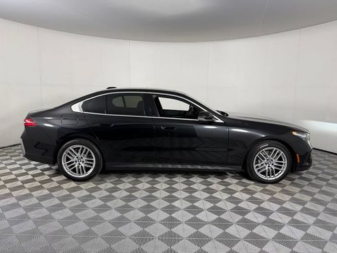 Used 2025 BMW 530i RWD image 7
