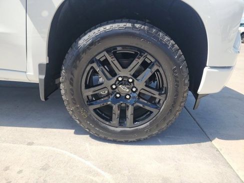 New 2025 Chevrolet Silverado 1500 RST w/ Z71 Off-Road Package image 19