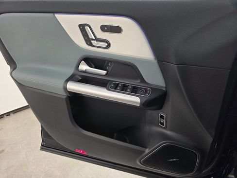 New 2026 Mercedes-Benz GLA 35 AMG 4MATIC image 15