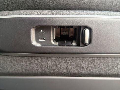 New 2026 BMW X5 M60i AWD/4WD image 17