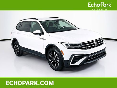 Used 2024 Volkswagen Tiguan S image 1