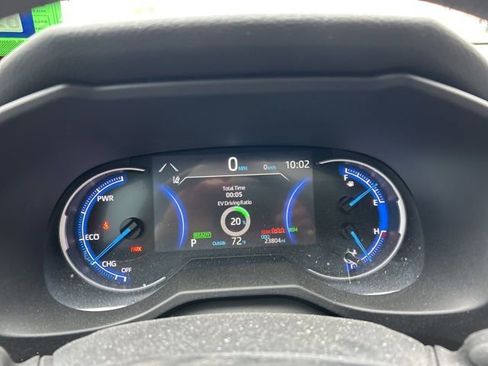 Used 2024 Toyota RAV4 XLE w/ Convenience Package image 14