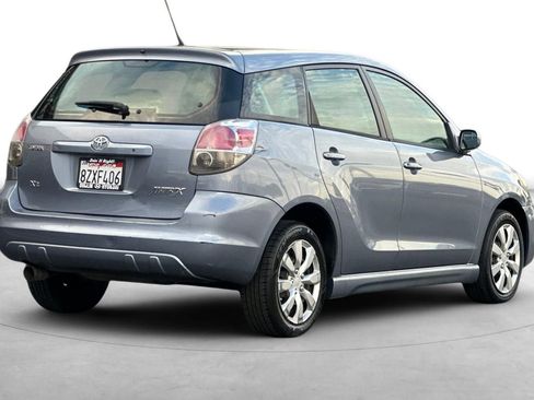 Used 2005 Toyota Matrix XR image 6