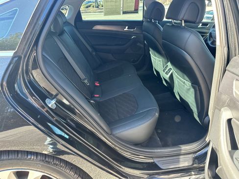 Used 2016 Hyundai Sonata Sport w/ Option Group 03 image 15