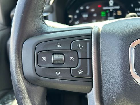 Used 2024 GMC Yukon XL Denali w/ Advanced Technology Package AWD/4WD image 18